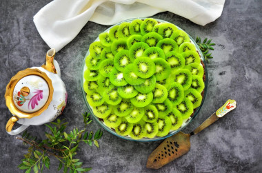Czarna tarta sezamowa z kokosową panna cottą i kiwi przepis ze zdjęciami krok po kroku i wideo