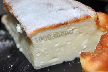 Zapiekanka twarogowa na skrobi bez mąki przepis ze zdjęciami krok po kroku i wideo