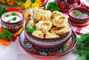 Pierogi z ziemniakami i smażoną cebulą przepis ze zdjęciami krok po kroku i wideo