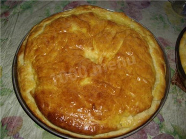 Pieróg drożdżowy z mięsem i ryżem przepis ze zdjęciami krok po kroku