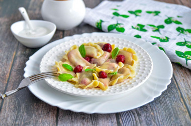 Pierogi z mrożonymi wiśniami przepis ze zdjęciami krok po kroku i wideo