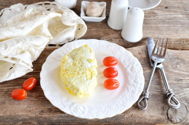 Omlet w woreczku gotowany w garnku przepis ze zdjęciami krok po kroku i wideo