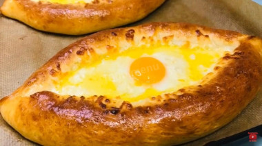 Chaczapuri po adżarsku na mleku i wodzie przepis ze zdjęciami krok po kroku i wideo