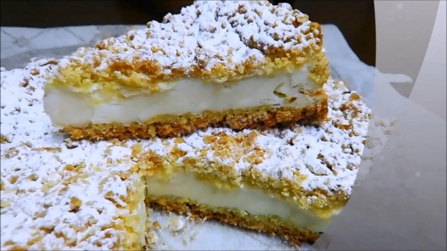 Ulubiony placek z nadzieniem jogurtowo-śmietanowym przepis ze zdjęciami krok po kroku i wideo