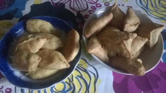 Postne pierożki na wodzie ze szczawiem i zieleniną przepis ze zdjęciami krok po kroku
