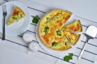 Tarta z brokułami i kurczakiem przepis ze zdjęciami krok po kroku i wideo