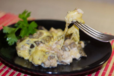 Julienne z kurczakiem i grzybami z multicookera przepis ze zdjęciami krok po kroku i wideo