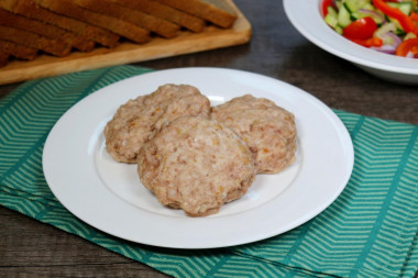 Kotlety wieprzowe na parze w multicookerze przepis ze zdjęciami krok po kroku