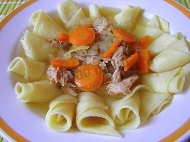 Beszbarmak w multicookerze przepis ze zdjęciami krok po kroku