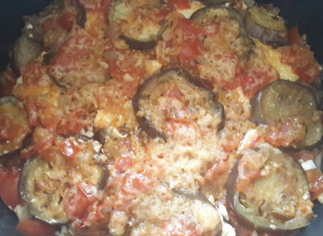 Parmigiana z bakłażanów w multicookerze przepis ze zdjęciami krok po kroku