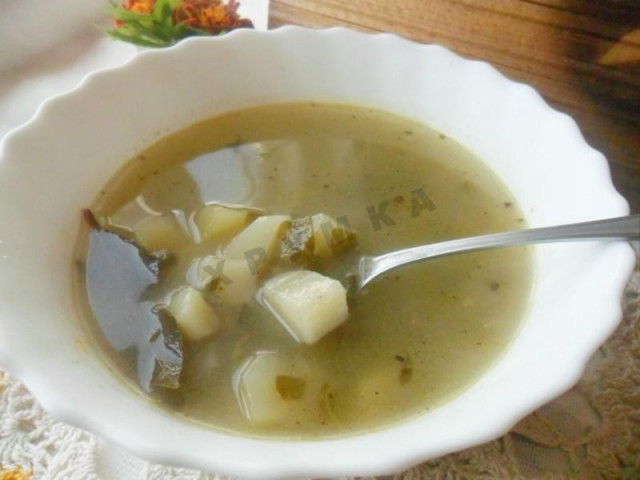 Zielony barszcz ze szczawiem w multicookerze przepis ze zdjęciami krok po kroku
