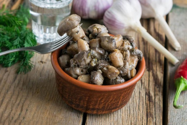 Pieczarki na zimę w słoikach przepis ze zdjęciami krok po kroku