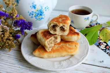 Pierożki z mięsem smażone na patelni przepis ze zdjęciami krok po kroku