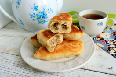 Pierożki z mięsem smażone na patelni przepis ze zdjęciami krok po kroku