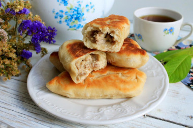 Pierożki z mięsem smażone na patelni przepis ze zdjęciami krok po kroku