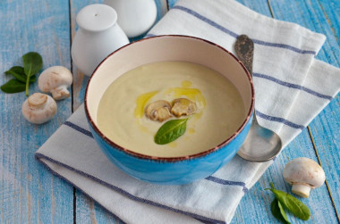 Zupa krem z pieczarek z ziemniakami w blenderze przepis ze zdjęciami krok po kroku i wideo