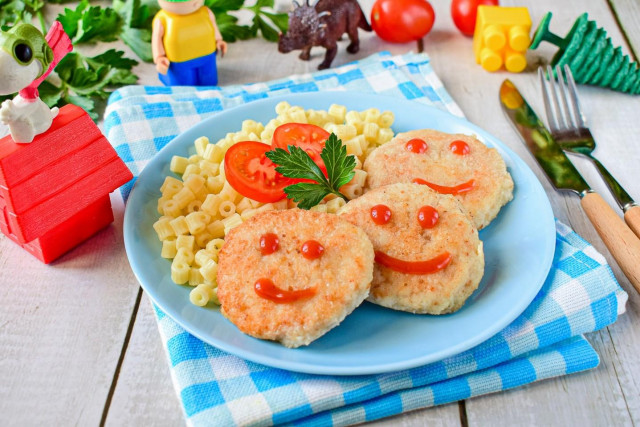 Kotlety z indyka dla dzieci przepis ze zdjęciami krok po kroku