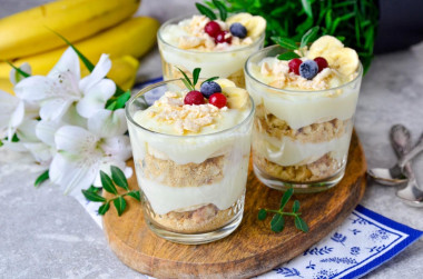 Budyń bananowy przepis ze zdjęciami krok po kroku i wideo