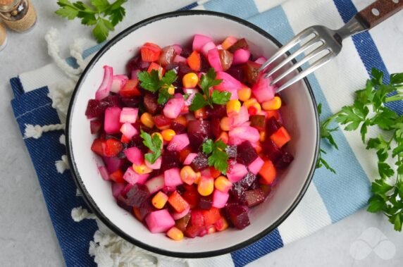 Vinaigrette z kukurydzą: zdjęcie przygotowania przepisu, krok 6 Vinaigrette z kukurydzą: zdjęcie przygotowania przepisu, krok 6