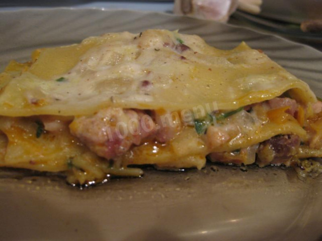 Lasagne z mięsem, szynką i korzeniem selera przepis ze zdjęciami krok po kroku