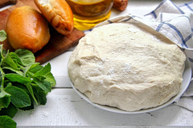 Szybkie ciasto drożdżowe przepis ze zdjęciami krok po kroku i wideo