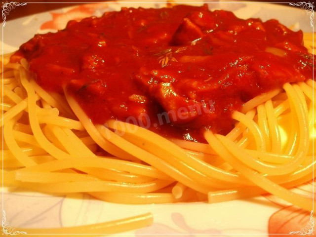 Spaghetti z sosem z siekanego mięsa przepis ze zdjęciami krok po kroku