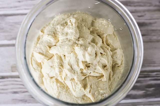 Bezglutenowe ciasto na pizzę przepis ze zdjęciami krok po kroku