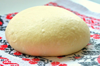 Ciasto drożdżowe na rozczynie do pierożków przepis ze zdjęciami krok po kroku i wideo