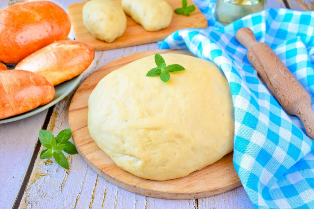 Klasyczne ciasto drożdżowe przepis ze zdjęciami krok po kroku