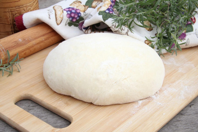 Ciasto na mleku na pierożki smażone na patelni przepis ze zdjęciami krok po kroku