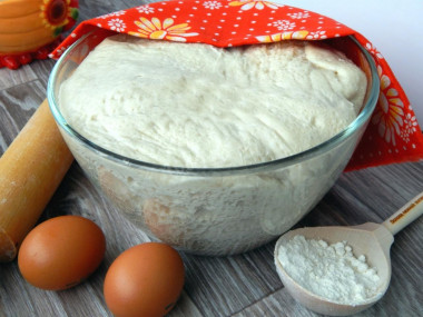 Drożdżowe ciasto na mleku na słodkie bułeczki przepis ze zdjęciami krok po kroku