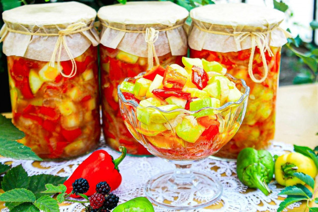 Cukinia z papryką na zimę przepis ze zdjęciami krok po kroku