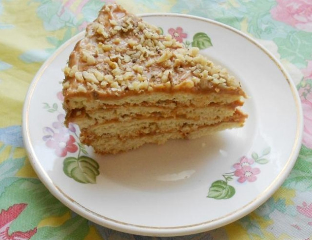 Kruchy tort z orzechami przepis ze zdjęciami krok po kroku