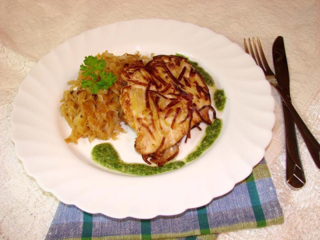 Filet z kurczaka w panierce z ziemniaków z dodatkiem i sosem przepis ze zdjęciami krok po kroku