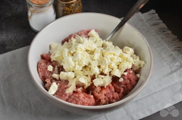 Mitbole z serem feta w pomidorach: zdjęcie przygotowania przepisu, krok 2