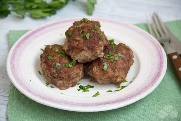 Kotlety w stylu wiejskim-prosty i pyszny przepis ze zdjęciem (krok po kroku)