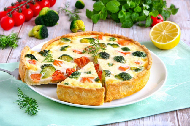 Quiche z łososiem i brokułami przepis ze zdjęciami krok po kroku