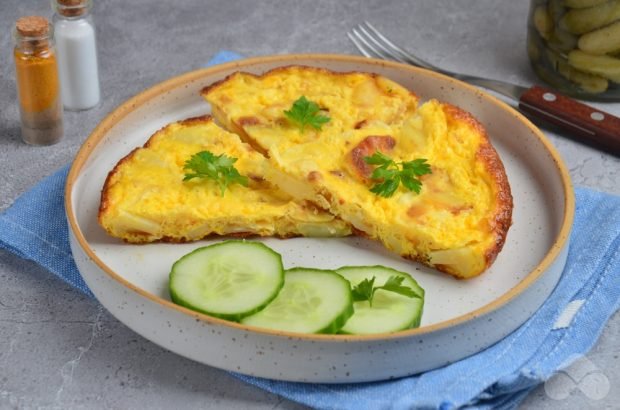 Omlet z ziemniakami w powolnej kuchence