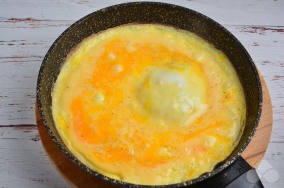 Omlet ze szpinakiem i fetą: zdjęcie przygotowania przepisu, krok 4