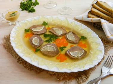 Wołowina w galarecie z żelatyną przepis ze zdjęciami krok po kroku