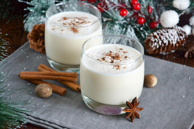 Napój eggnog przepis ze zdjęciami krok po kroku i wideo