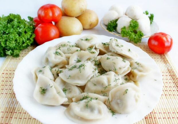 Pierogi z ziemniakami i grzybami