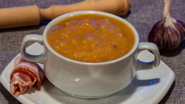 Puree z grochu z surowo wędzonym boczkiem i cebulą przepis ze zdjęciami krok po kroku i wideo