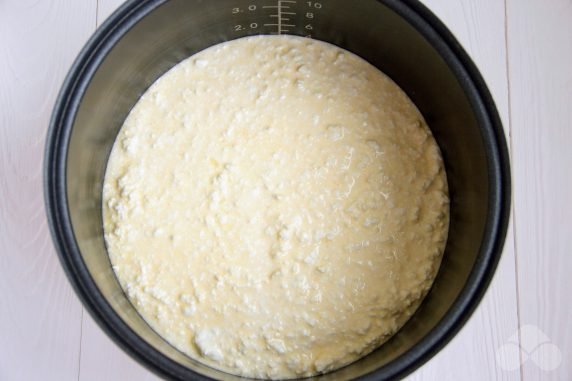 Zapiekanka z twarogu ziarnistego: zdjęcie przygotowania przepisu, krok 3 Zapiekanka z twarogu ziarnistego: zdjęcie przygotowania przepisu, krok 3