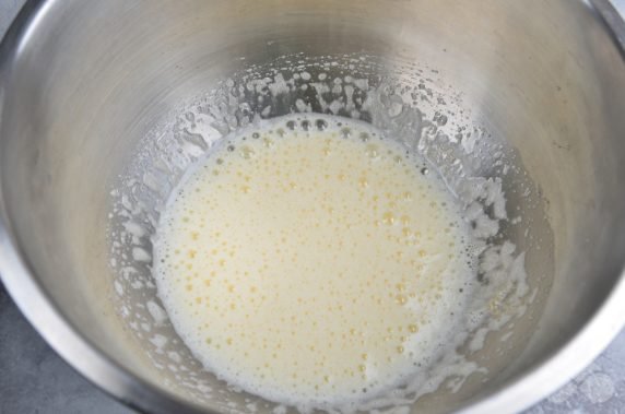 Delikatne naleśniki z mąki ryżowej: zdjęcie przygotowania przepisu, krok 1