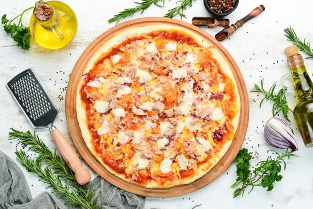 Pizza z tuńczykiem-prosty i pyszny przepis, jak gotować krok po kroku