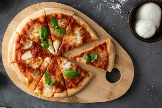 Klasyczna Pizza Margarita – prosty i pyszny przepis, jak gotować krok po kroku