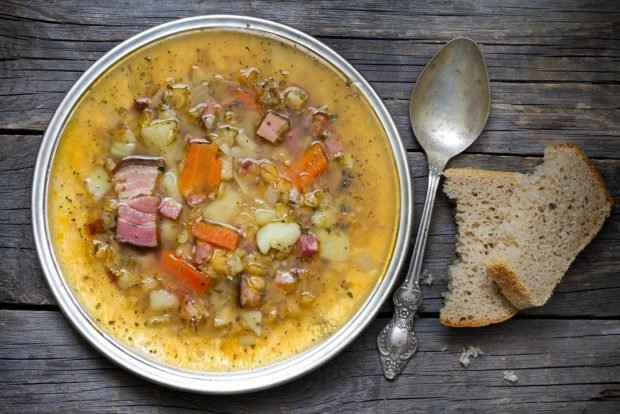 Pikantna zupa grochowa-prosty i pyszny przepis, jak gotować krok po kroku