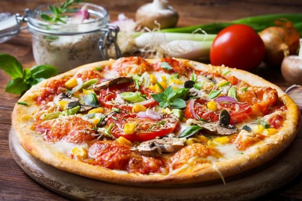 Pizza z kukurydzą-prosty i pyszny przepis, jak gotować krok po kroku