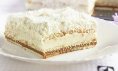 Tort bez pieczenia z ciastek „Rajska rozkosz” przepis ze zdjęciami krok po kroku i wideo